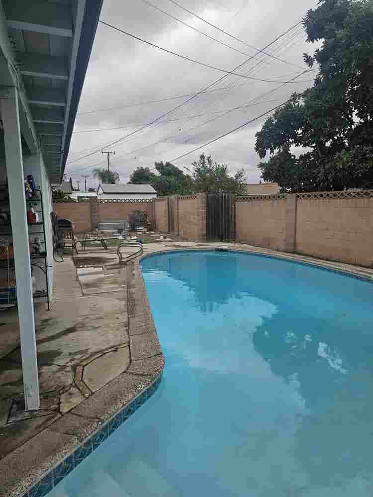 $ room for rent Move in Oct 1st