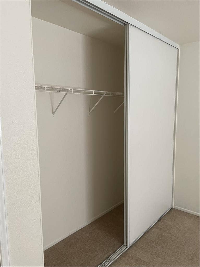 Room for rent Fontana/heritage