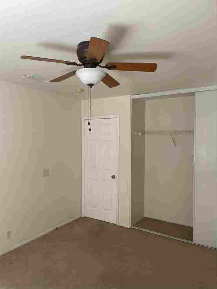 Room for rent Fontana/heritage