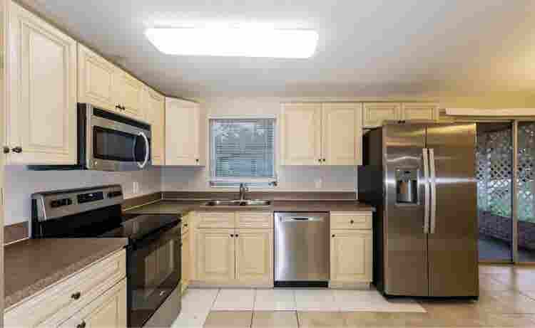 A BEAUTIFUL HOME AVAILABLE TO RENT