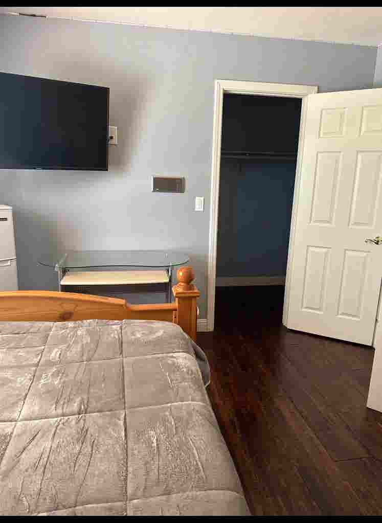 Furnished room The Lakes area
