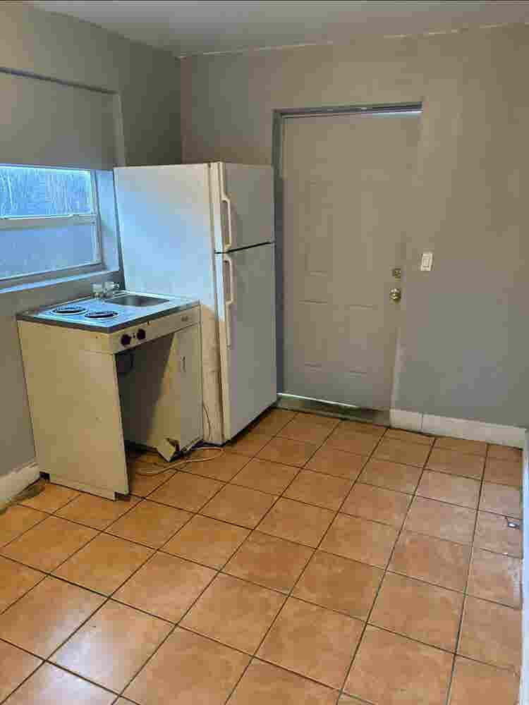 Efficiency for rent