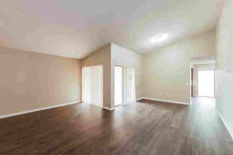 Great🏡 Available For you!