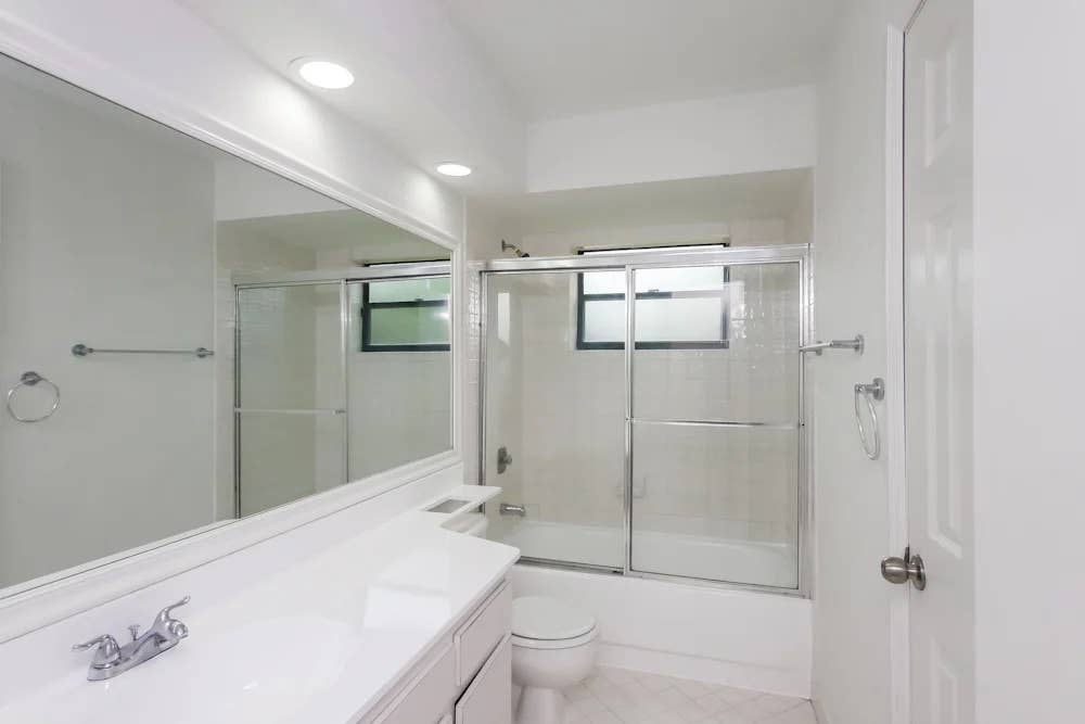 Spacious Primary BedRoom Available!