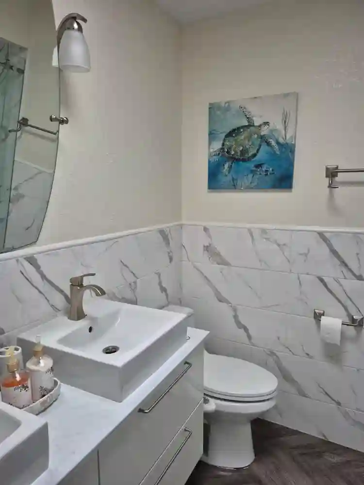 Nice, clean and neat room.