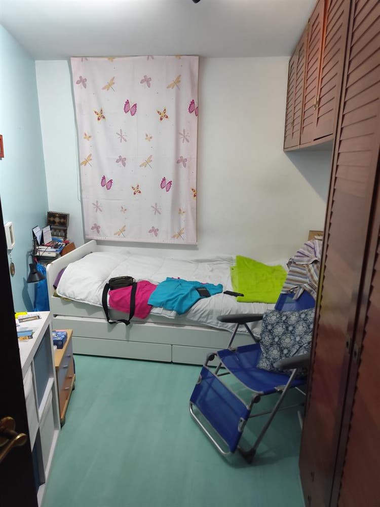 Se alquila habitación en el Mansou