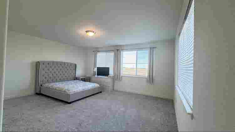 Master Bedroom - Private Bathroom