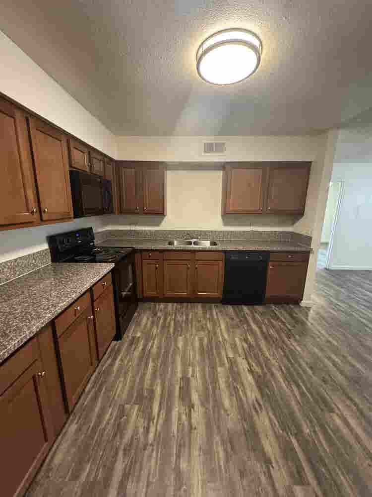 $ ONLY move in - Free application