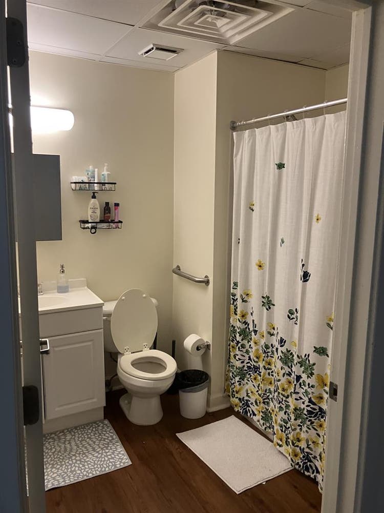 Mount Vernon room for rent