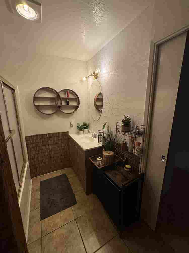 Private Room for Rent Work or Live
