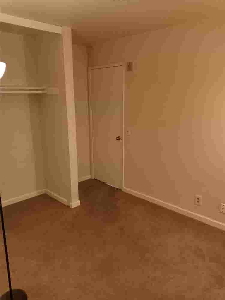 I have 2 rooms for rent near USD.