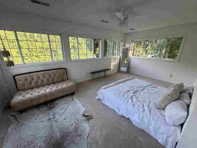 Golf, lake, play peaceful retreat