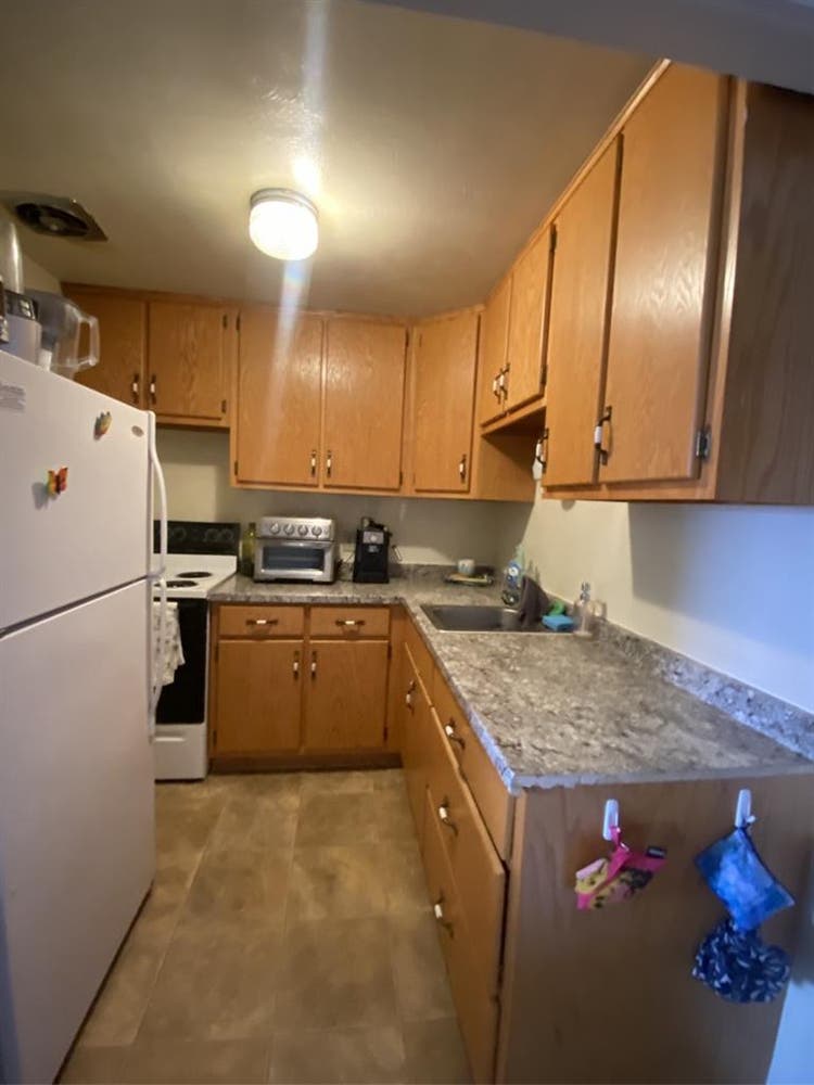 Spring Semester Studio Sublet