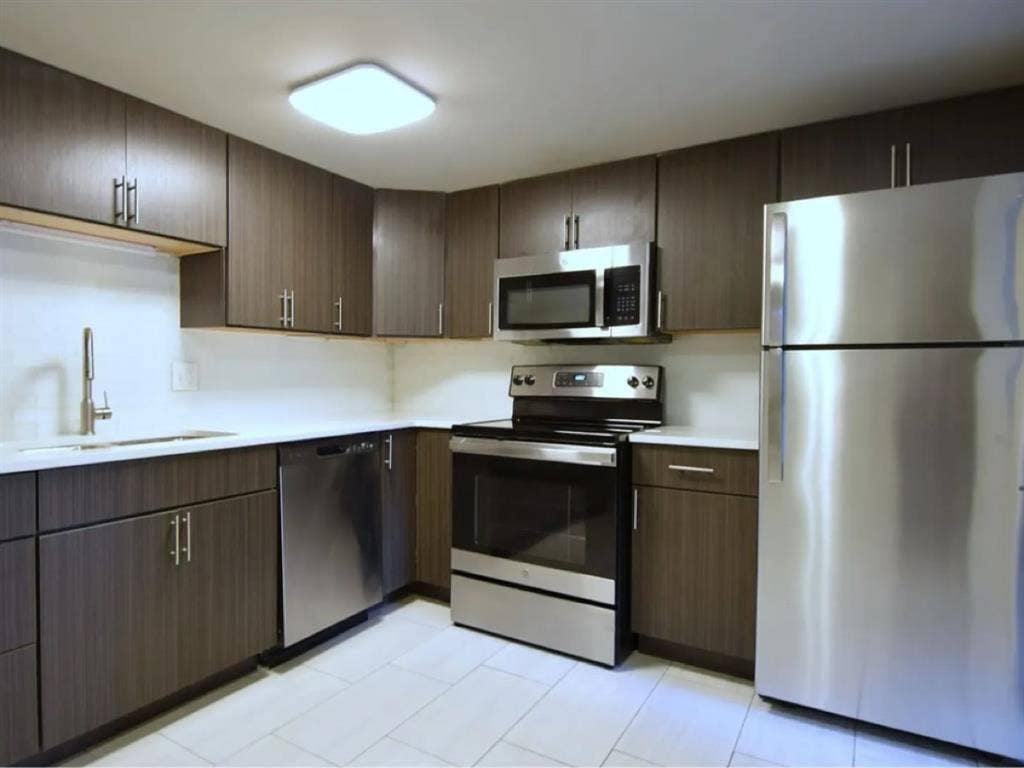 Sublease Dec