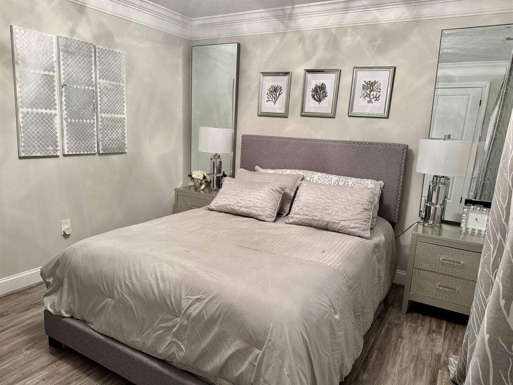 Bedroom & Bath utilities included