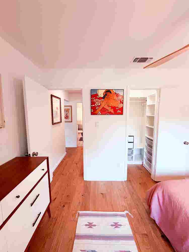 Bright & Stylish Queen Bed Room