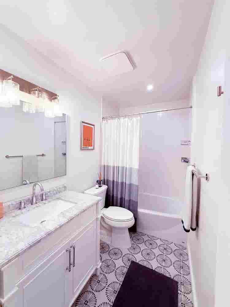 Bright & Stylish Queen Bed Room