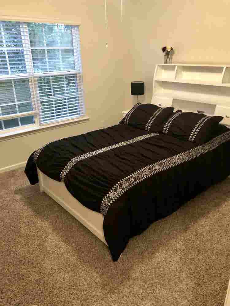Bedroom with Private Bathroom