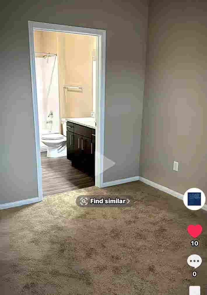 Nice room/bathroom/ Jan