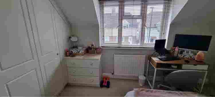 Spacious Double Room 3min from stat