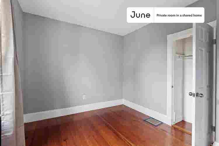 4 BR in Boston