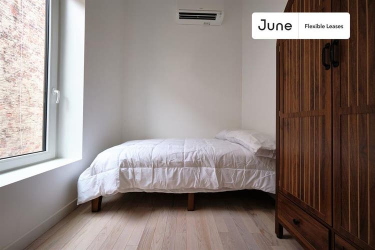 4 BR in New York City
