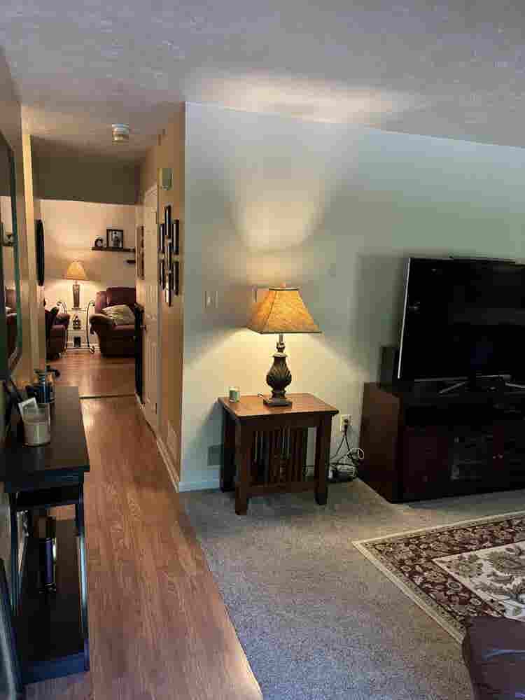 2 available bedrooms Bethel Park PA