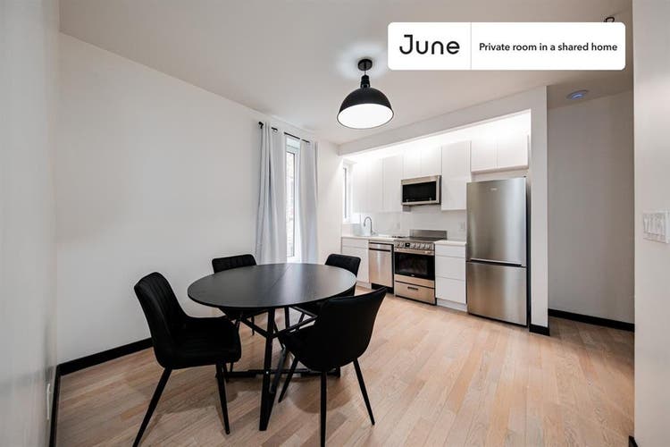 4 BR in New York City