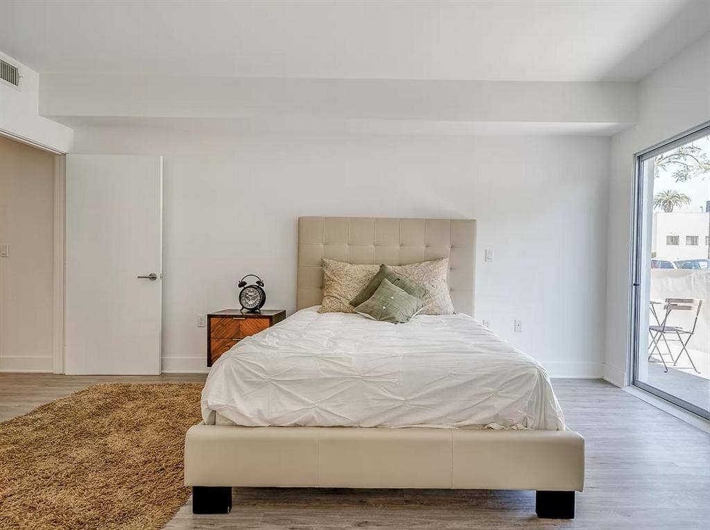 3 BR in Los Angeles