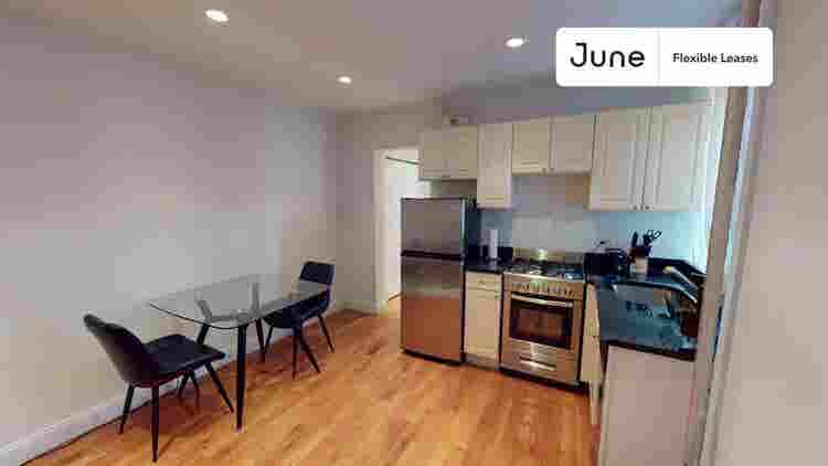 2 BR in New York City