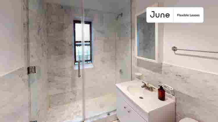 2 BR in New York City