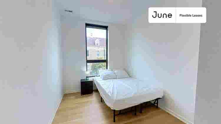 4 BR in Chicago
