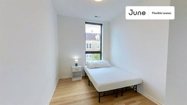 4 BR in Chicago