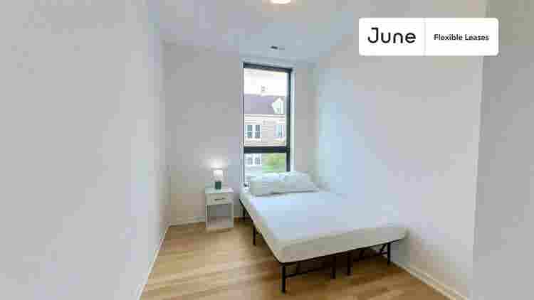 4 BR in Chicago