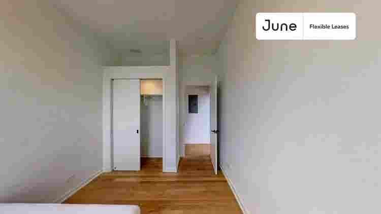 4 BR in Chicago