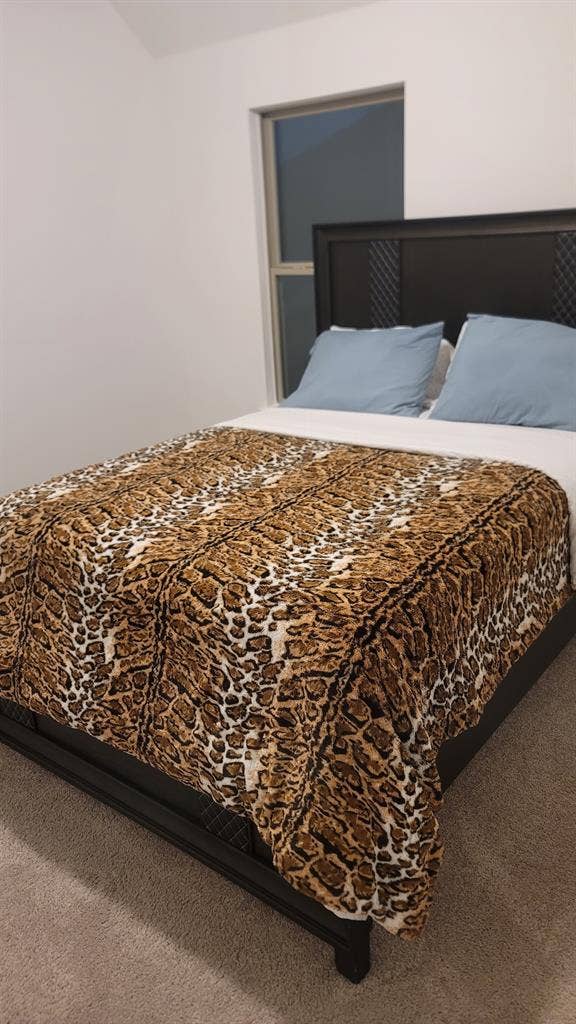 Room available for rent