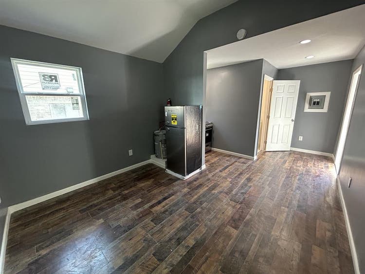 New construction studio