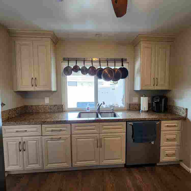 Unfurnished Private Bed/Bath