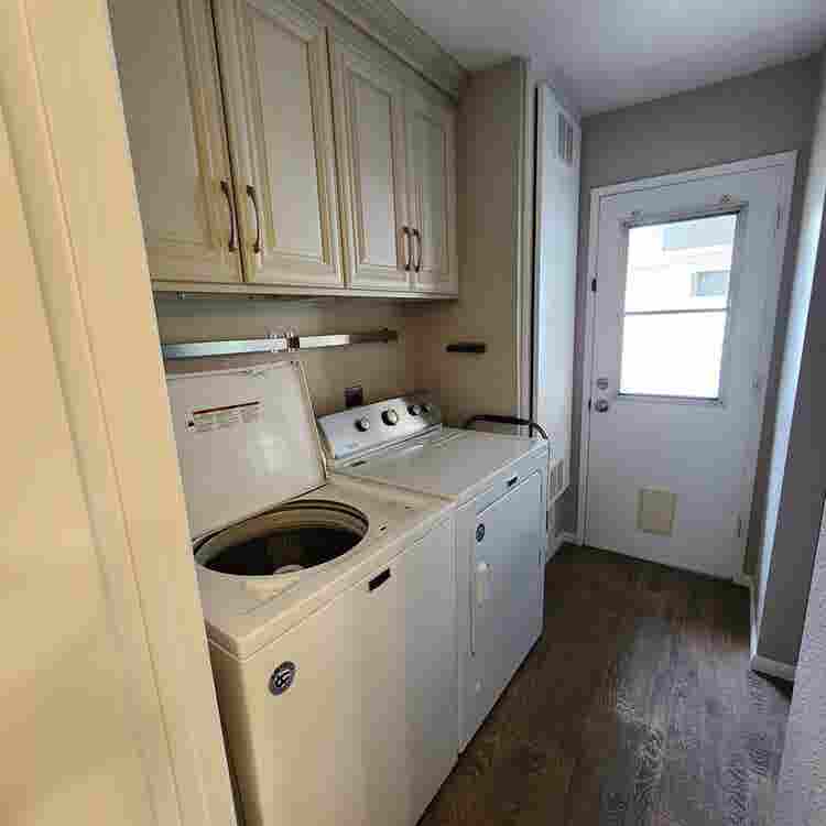 Unfurnished Private Bed/Bath