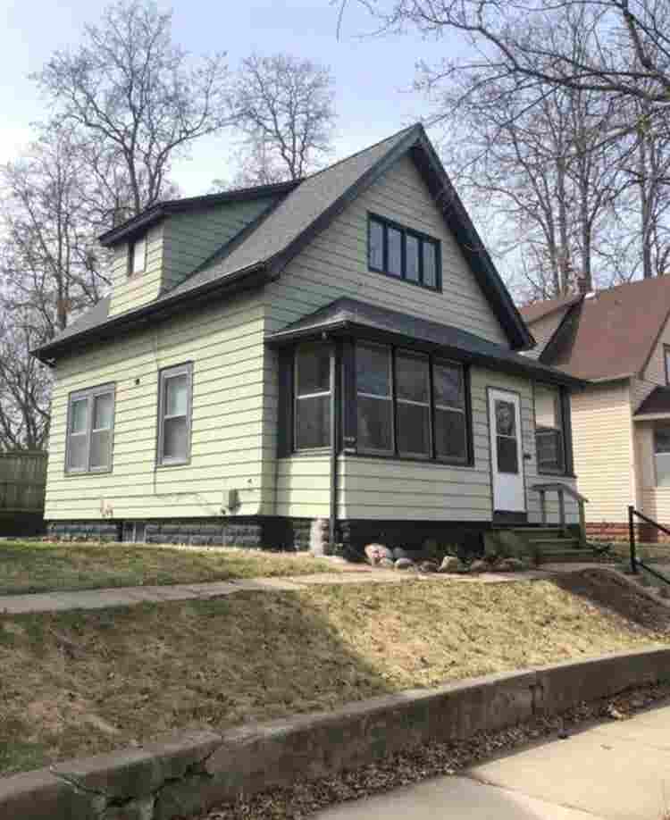 Looking for female roommate