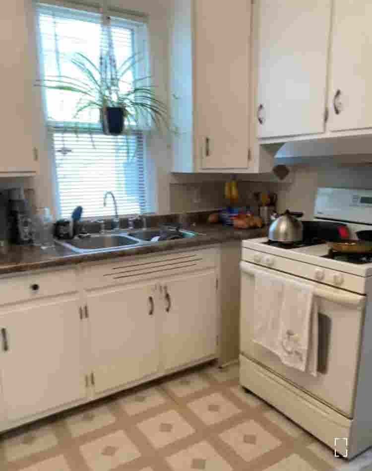 Looking for female roommate
