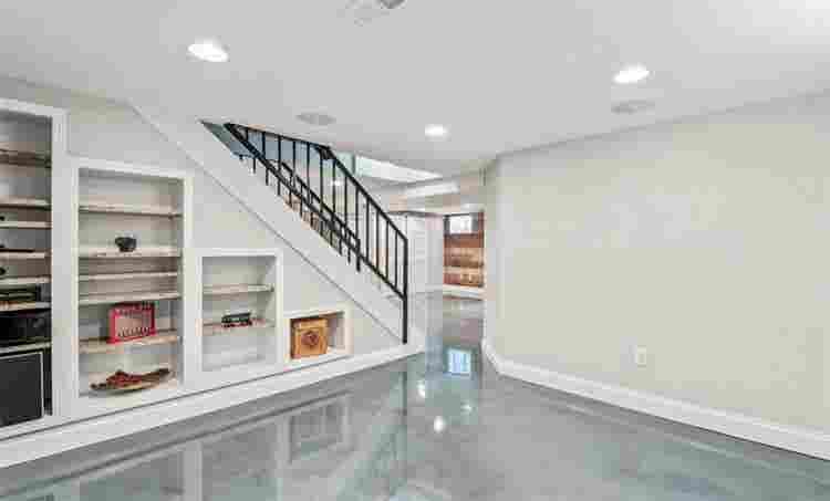 Lower level for rent