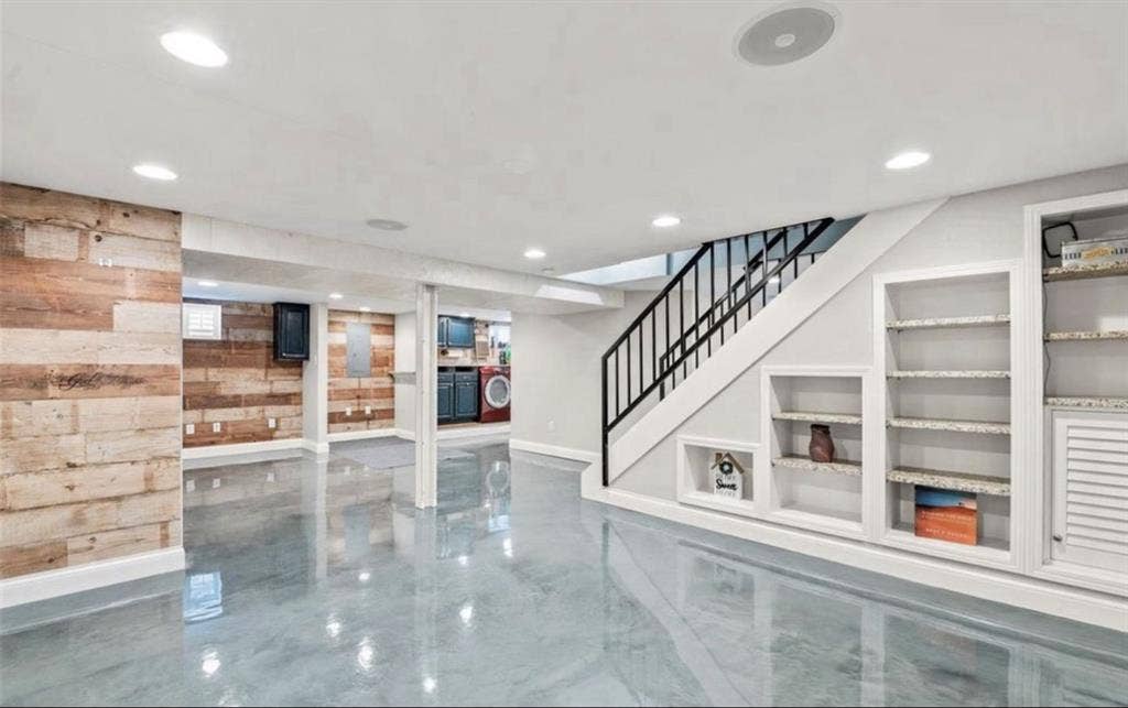 Lower level for rent