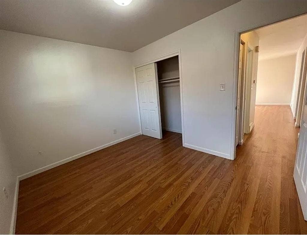 A healthy big Furnished room