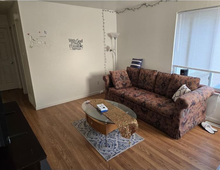 A healthy big Furnished room