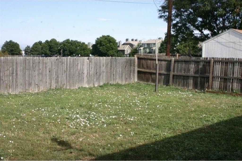 A healthy big Furnished room