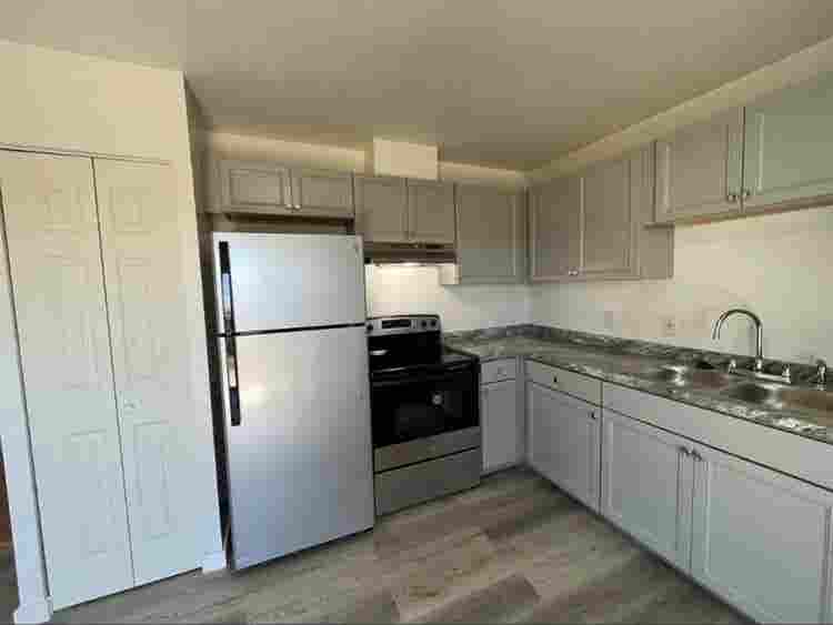 A healthy big Furnished room