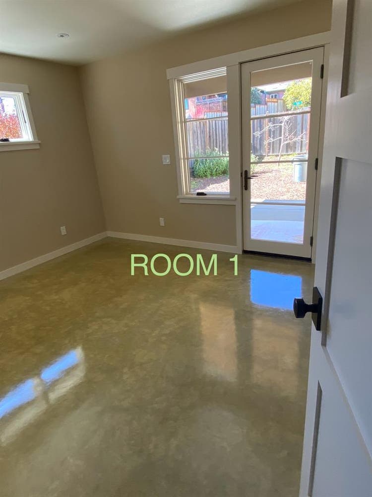 Westside Santa Cruz room!