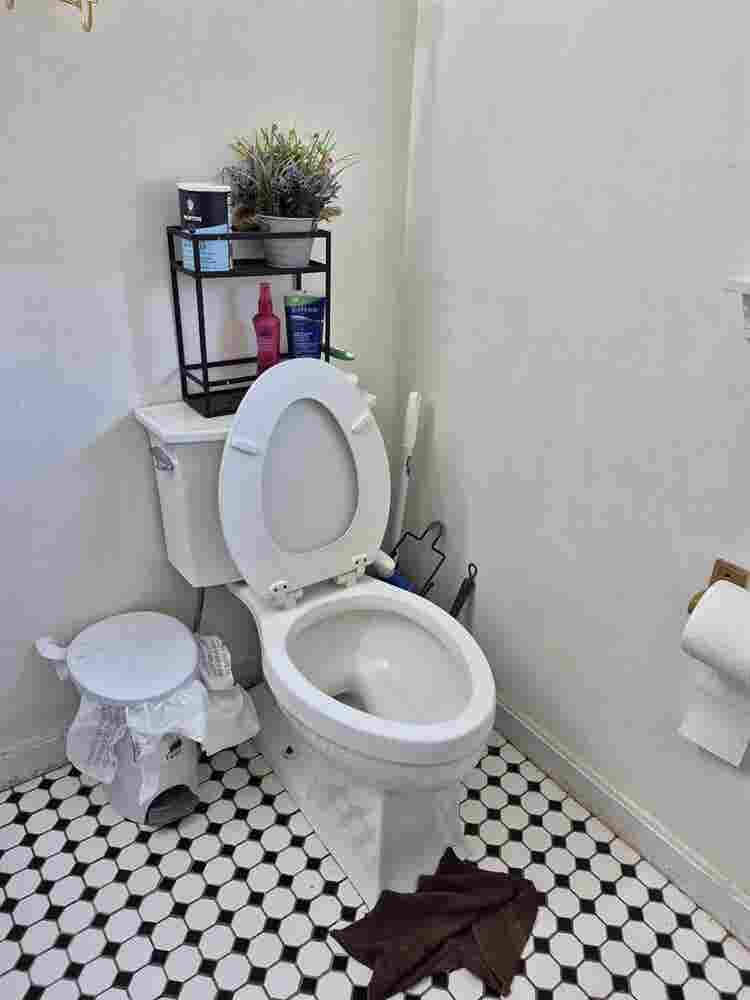private room avai