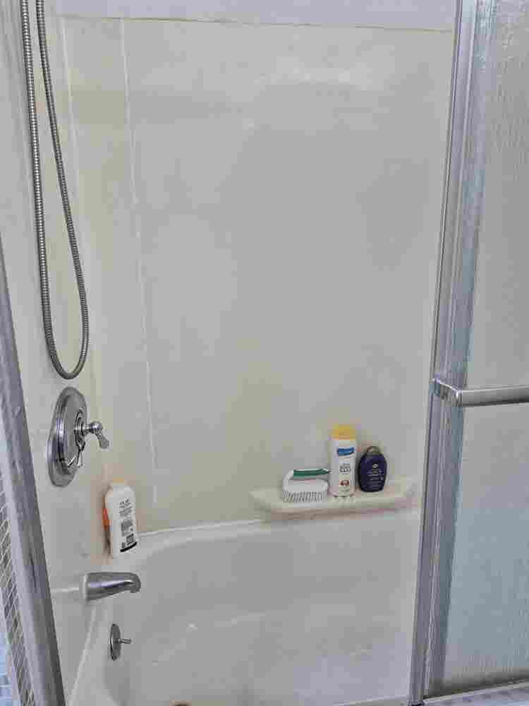 private room avai